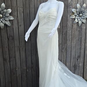 Maggie Sottero Cream Wedding Dress